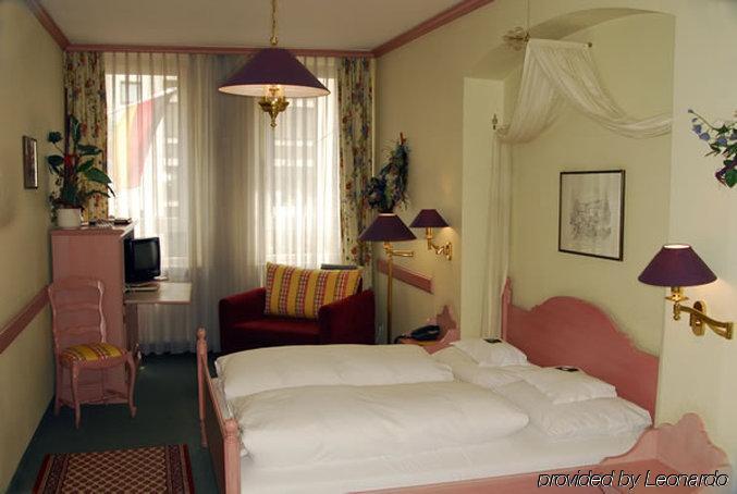 Hotel Am Josephsplatz Nuremberg Номер фото